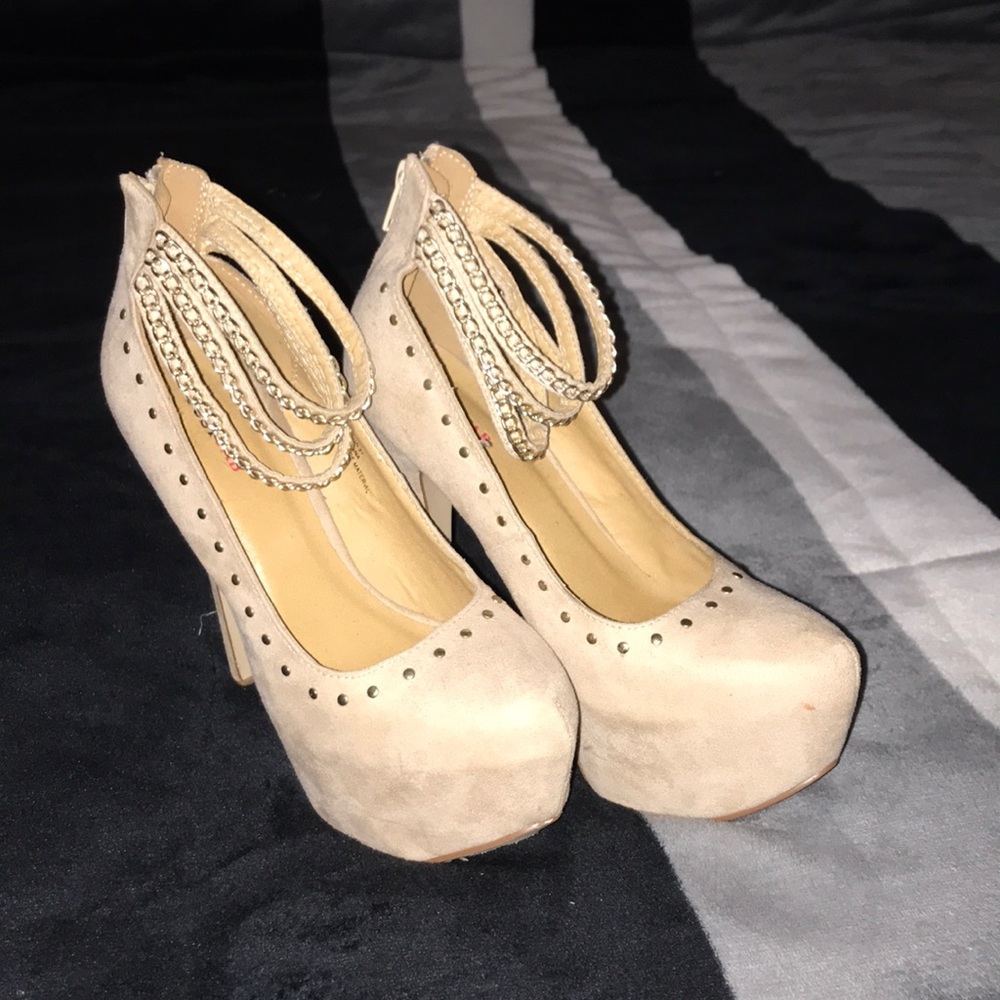 Justfab